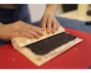 自制网红肉松紫菜包饭的做法 步骤6