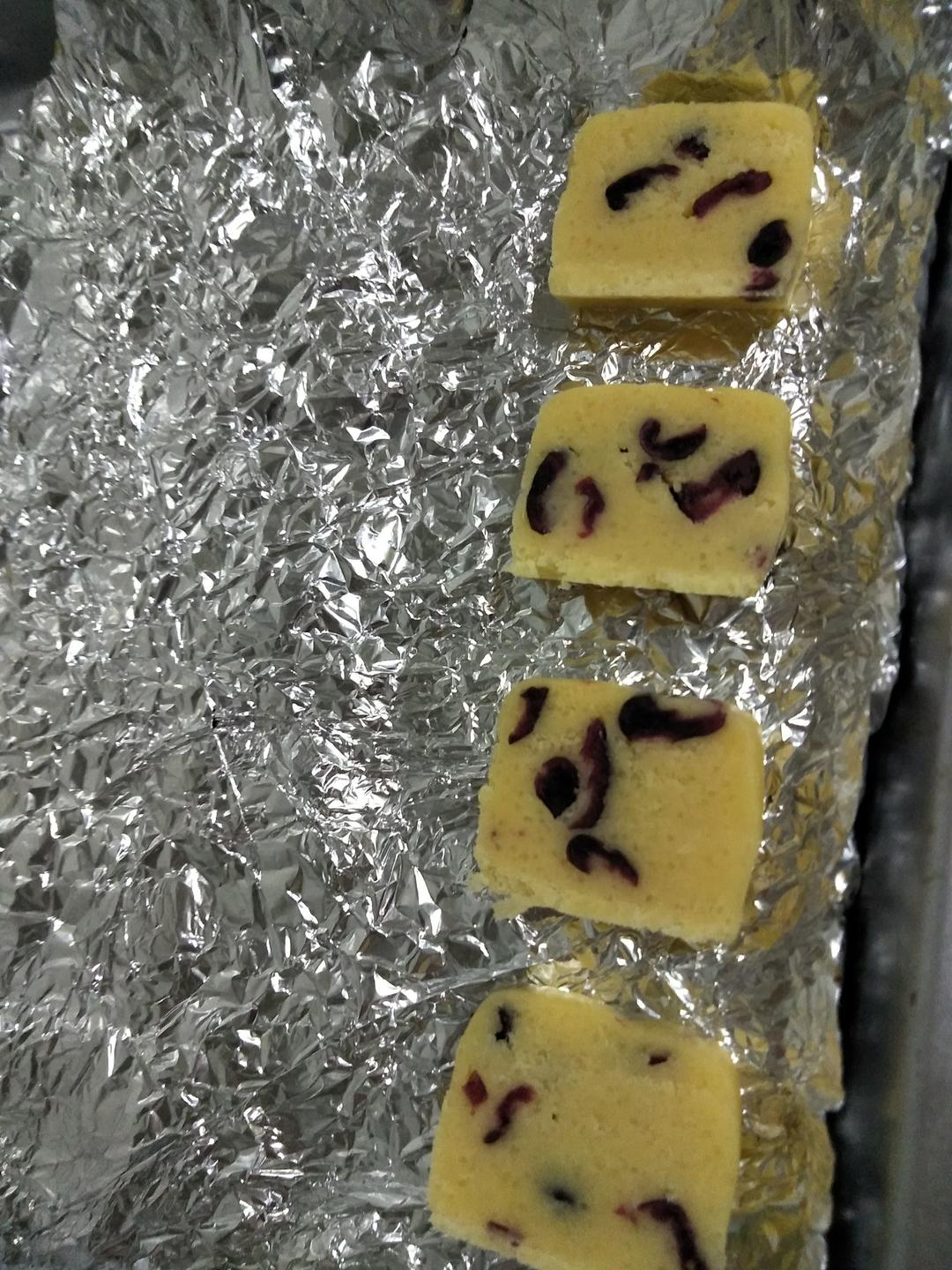 蔓越莓饼干的做法（烤箱做饼干）