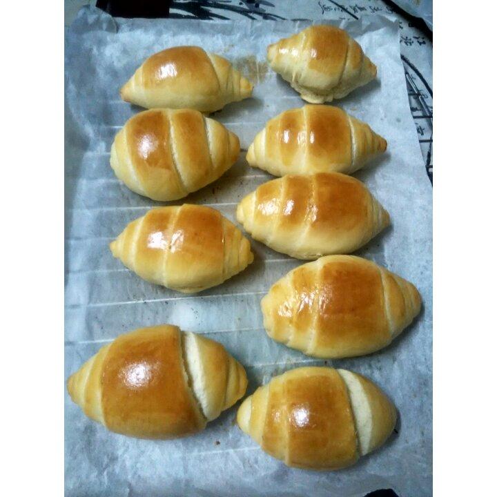 黄油面包卷
