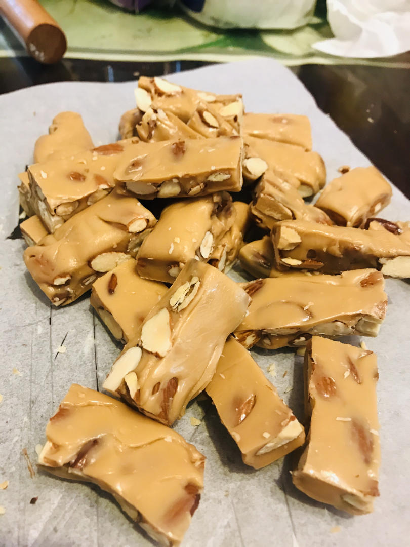 海盐杏仁太妃糖