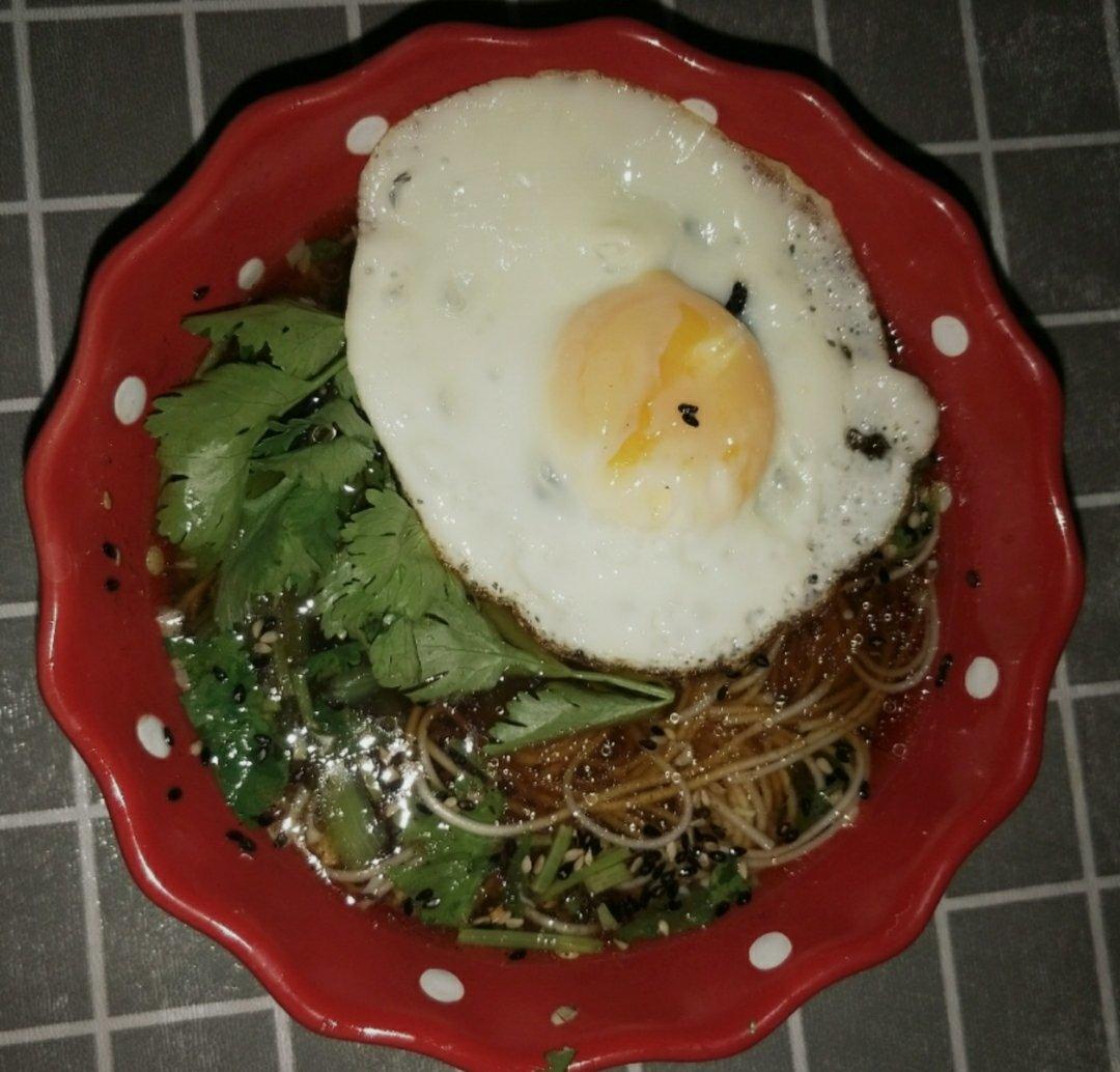 王大厨酸汤面