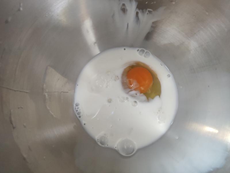 纯奶手撕吐司的做法 步骤1