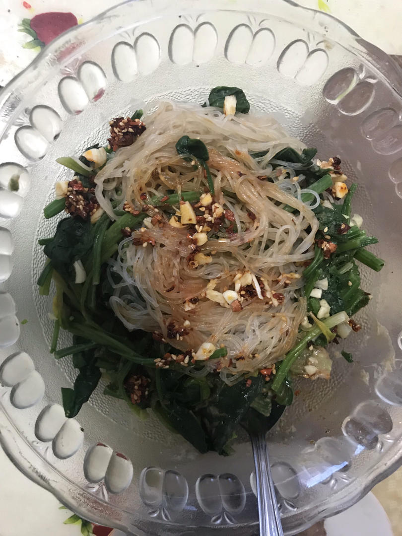 万能凉拌菜料汁（凉拌菠菜粉丝）
