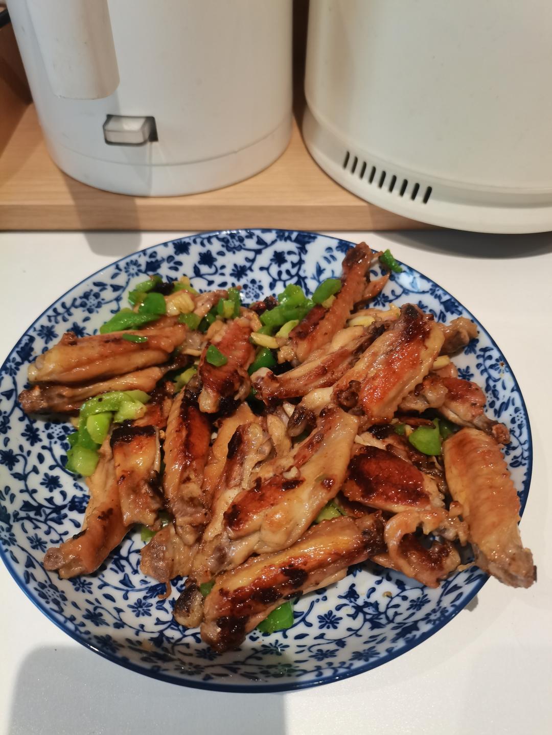 蒜香鸡翅，这才是鸡翅最好吃的做法