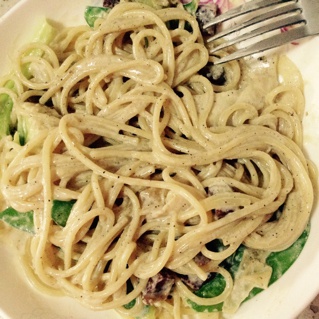 超简单的奶汁培根意面Carbonara