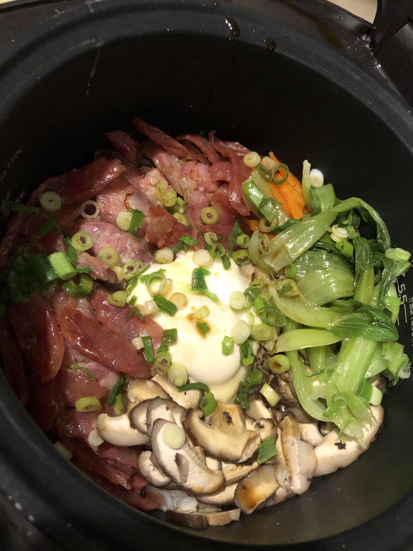 【电饭煲腊肠煲仔饭】