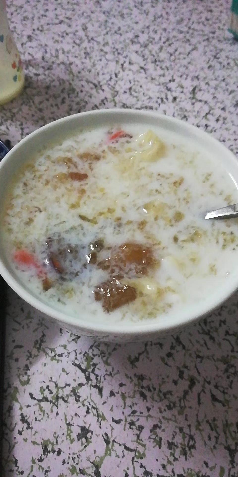 桃胶皂荚雪耳雪燕