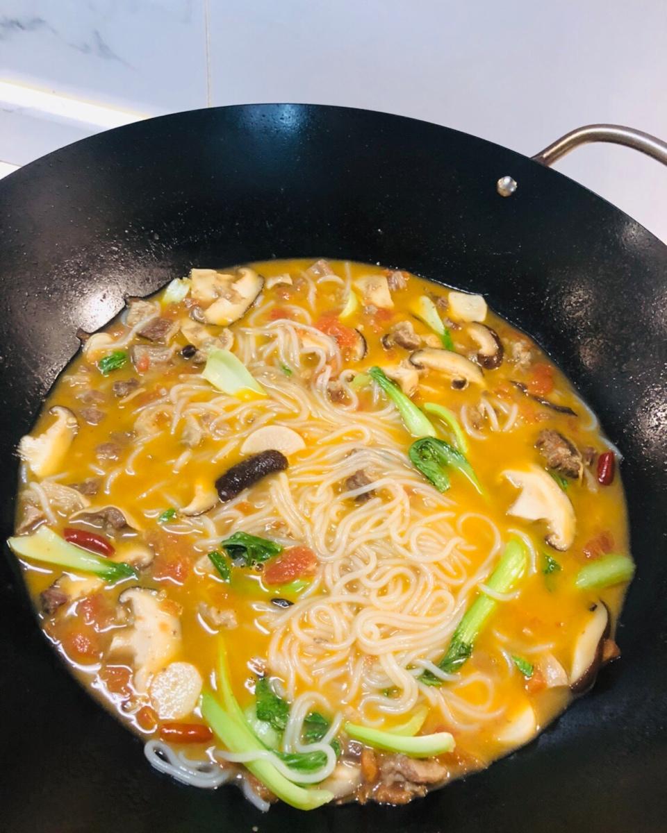 番茄米线