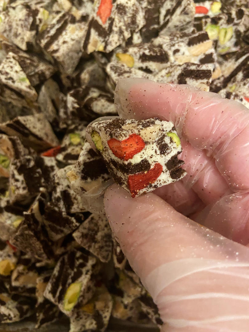 红丝绒奥利奥雪花酥