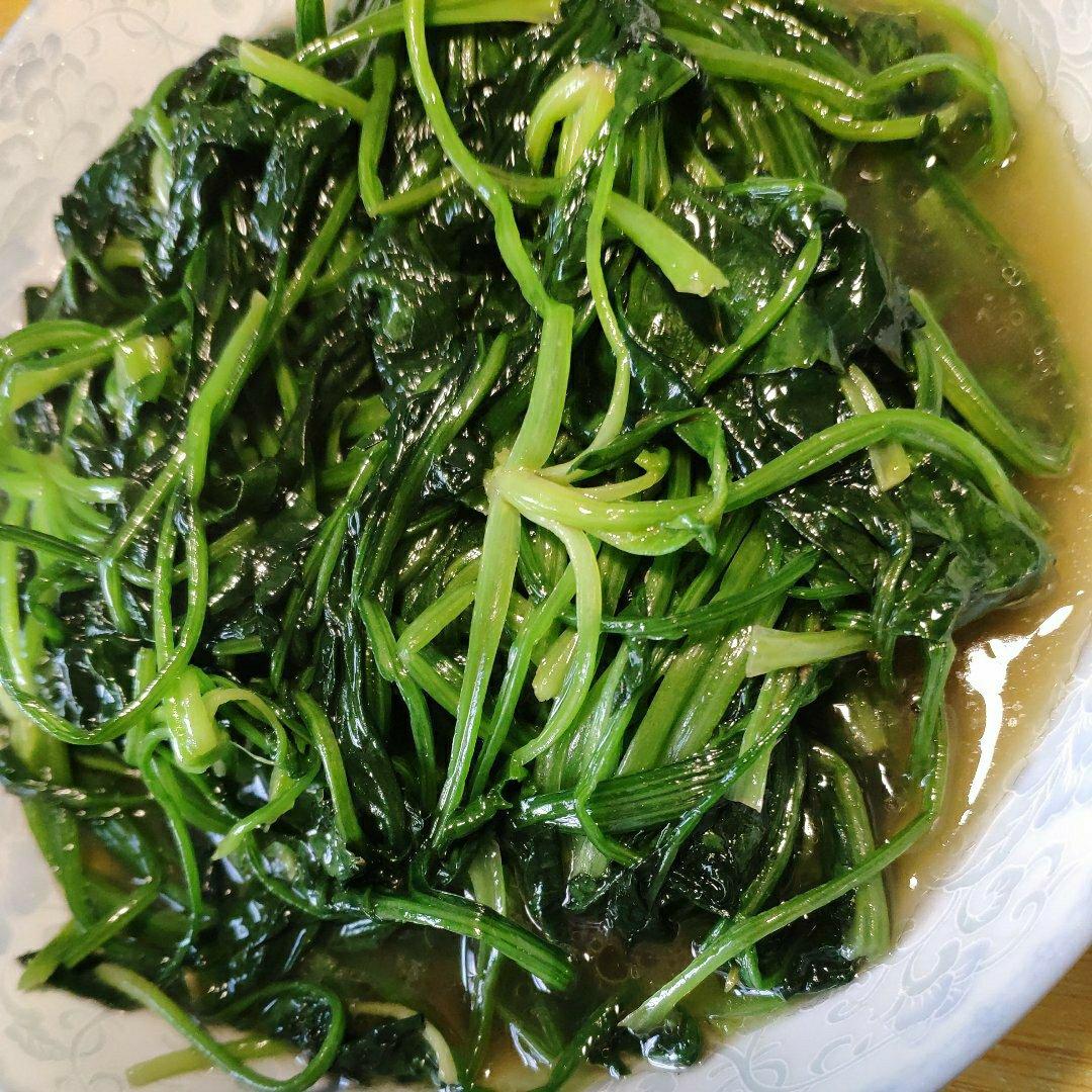 清炒菠菜