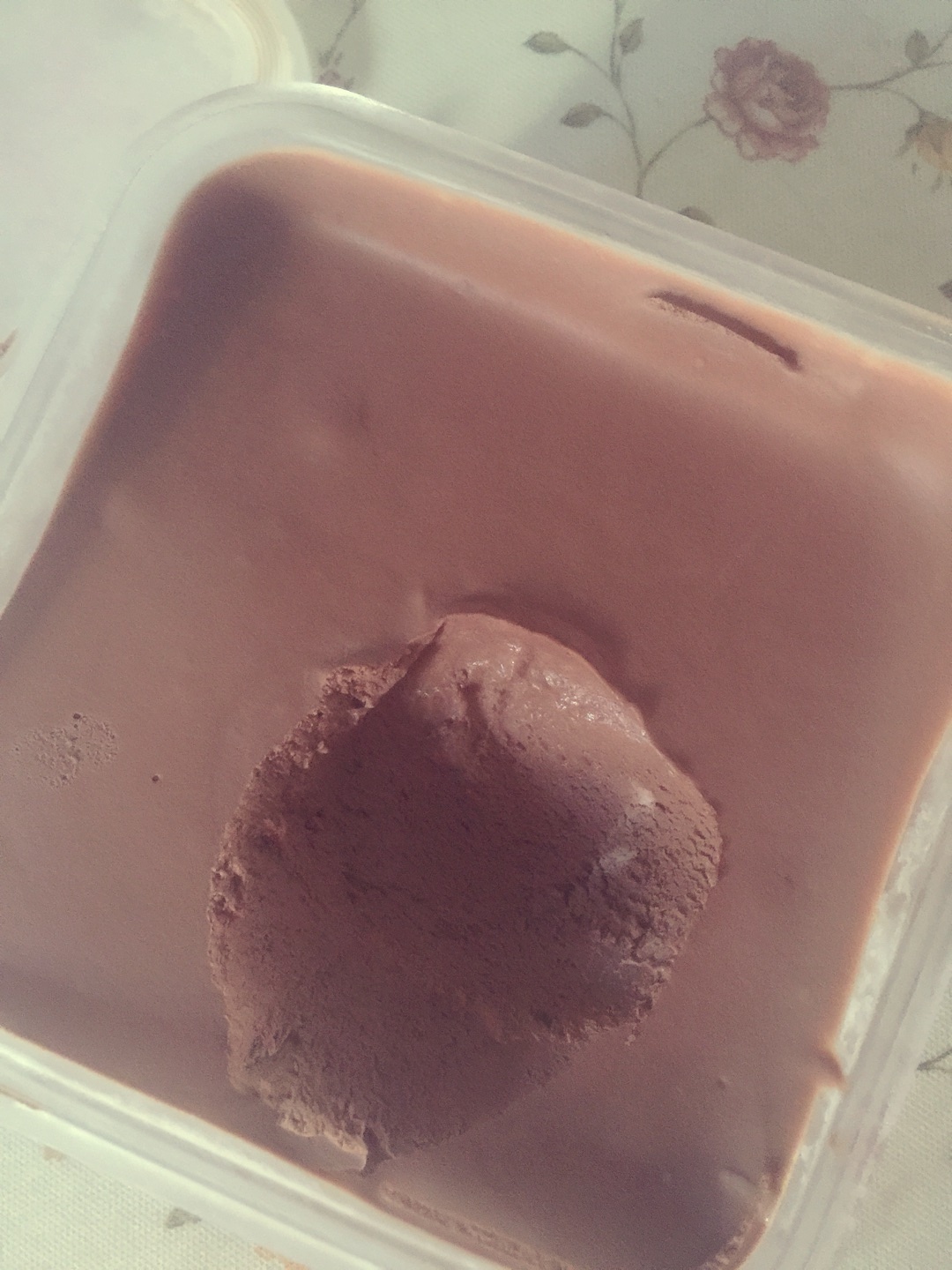 巧克力冰淇淋，无冰渣，不需要搅拌的做法