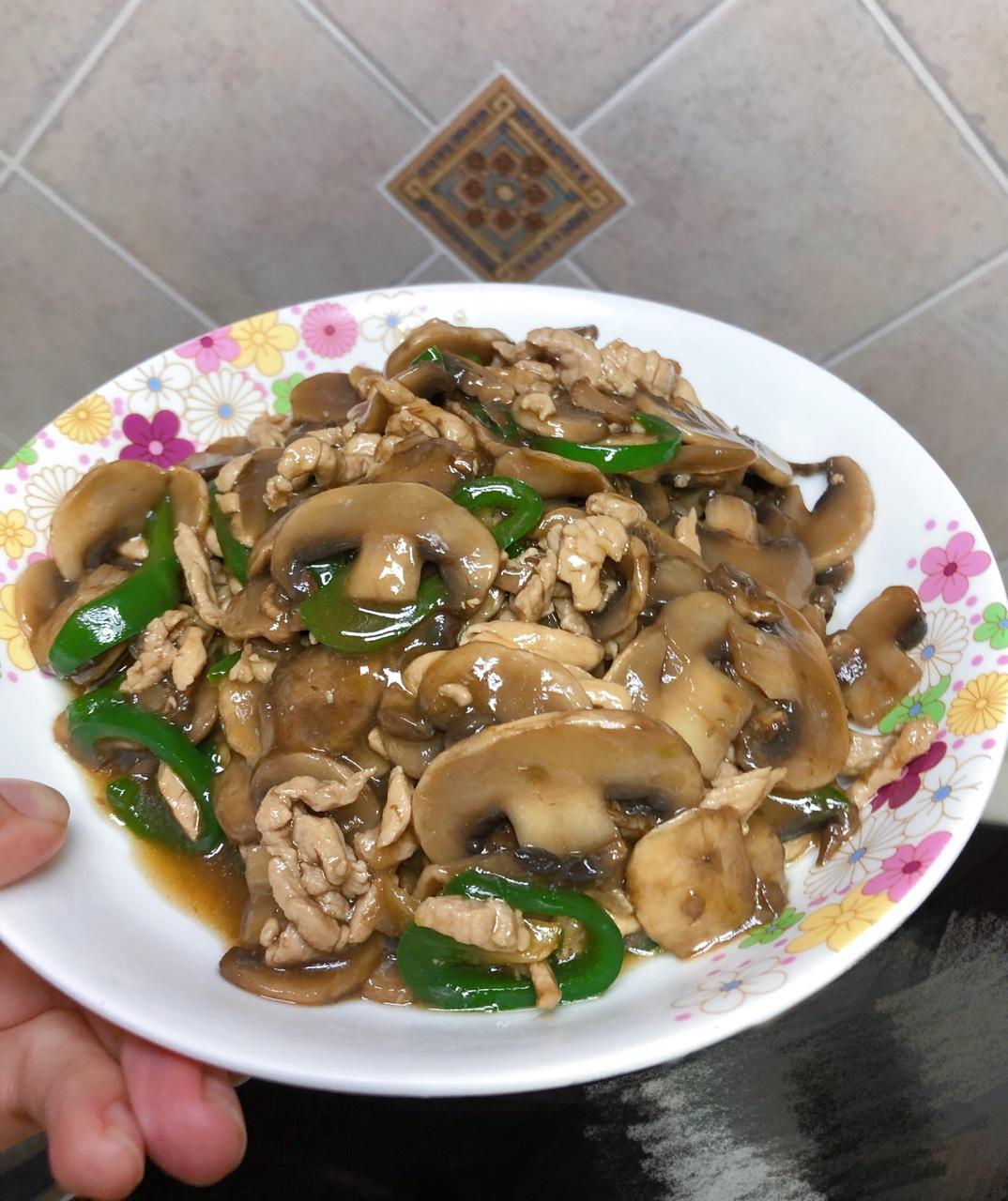 蘑菇滑肉丝