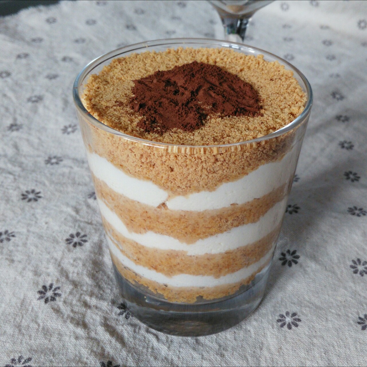 卞冬儿做的tinrry下午茶教你做木糠布丁蛋糕