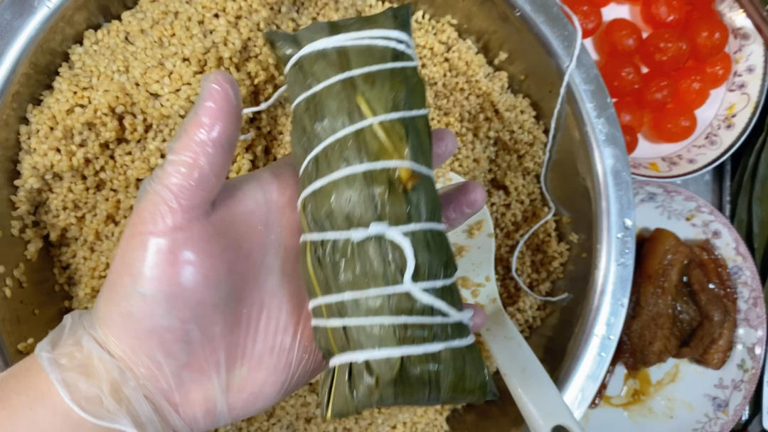 包粽子