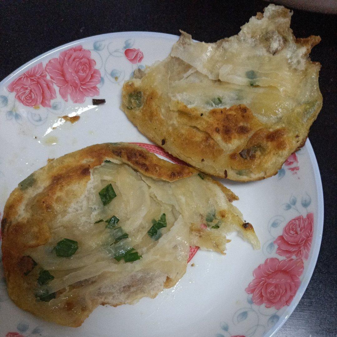 堂妈教你做飘香葱油饼