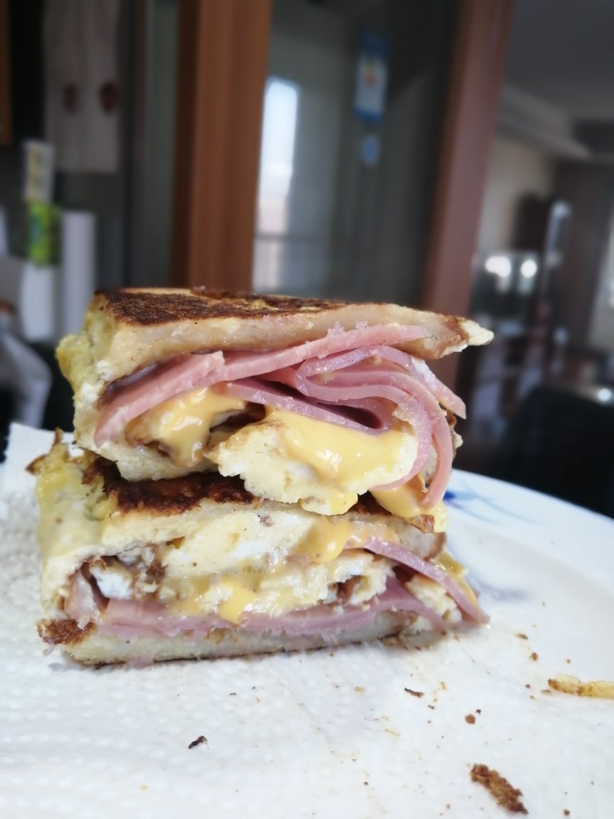 快手早餐—经典餐蛋爆浆芝士西多士三明治