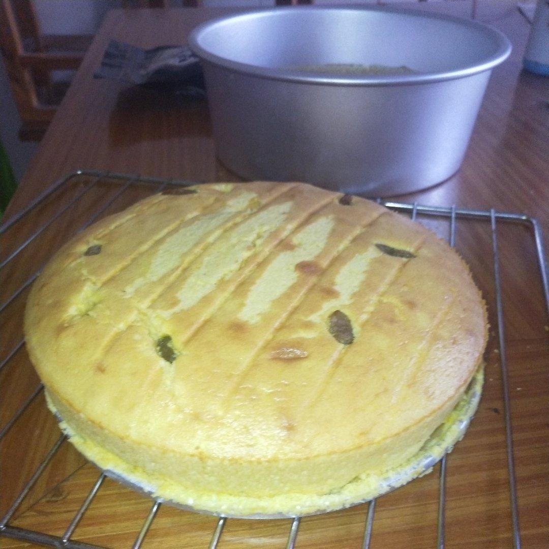 烤箱做蛋糕（戚风蛋糕的做法）