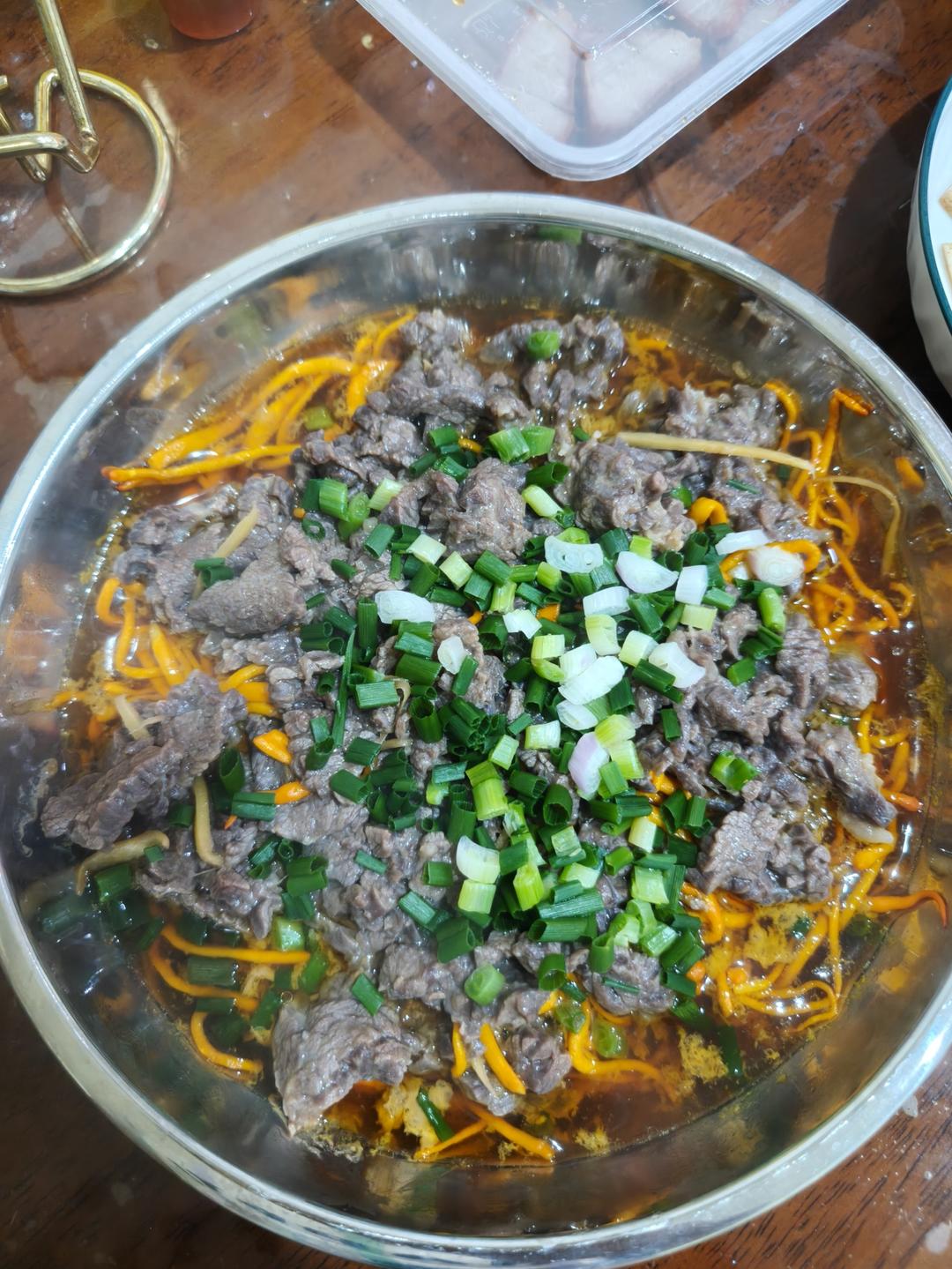 适合懒人的健康蒸菜，虫草花蒸牛肉