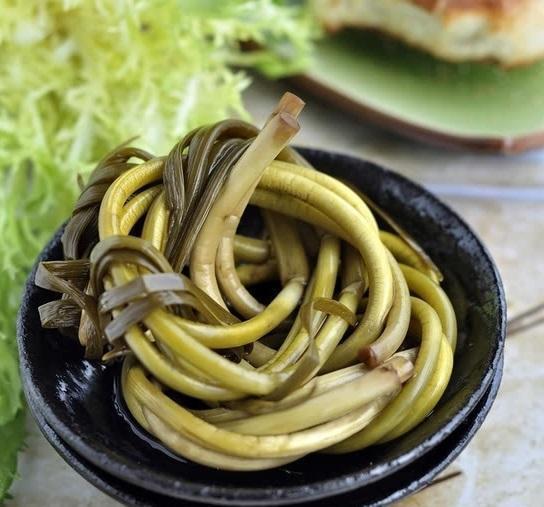 蒜苔的n种吃法之腌制的做法