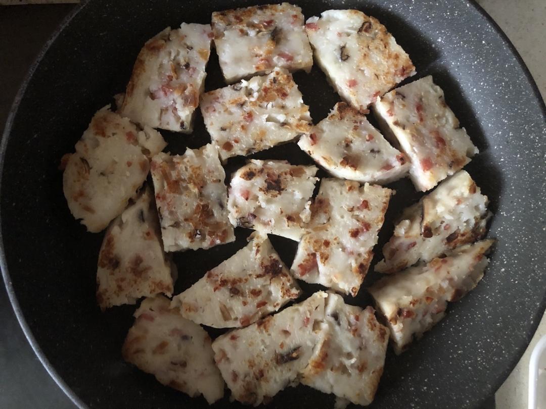 广式腊味萝卜糕