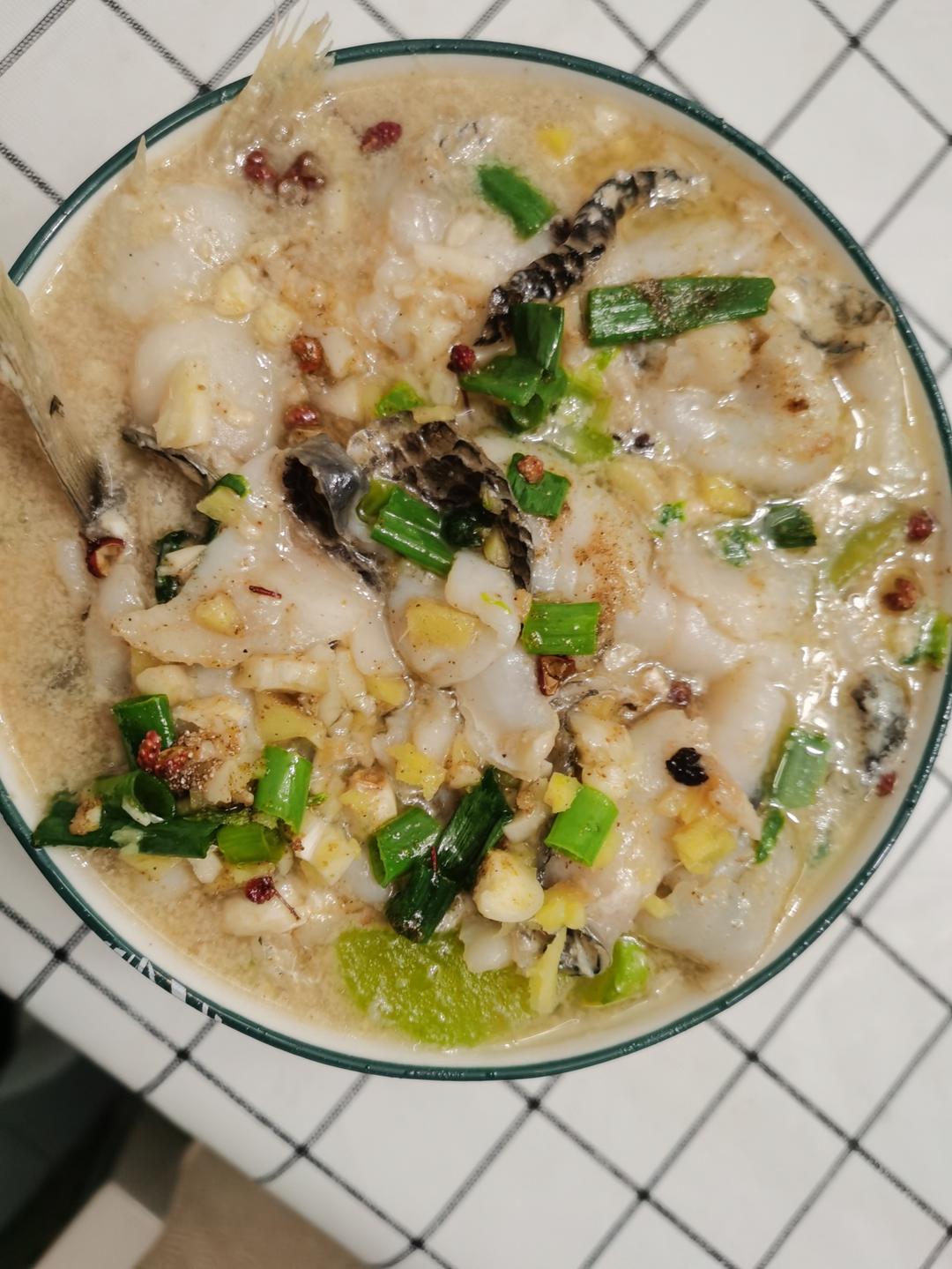 水煮鱼（奶白汤）