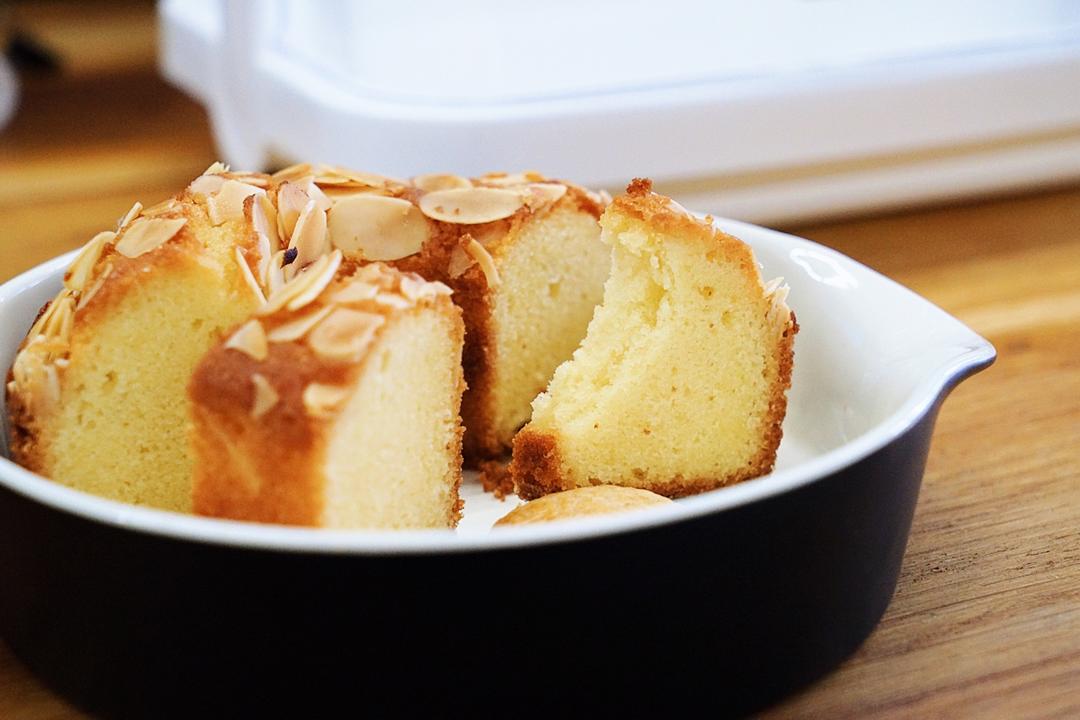 杏仁粉烟囱磅蛋糕