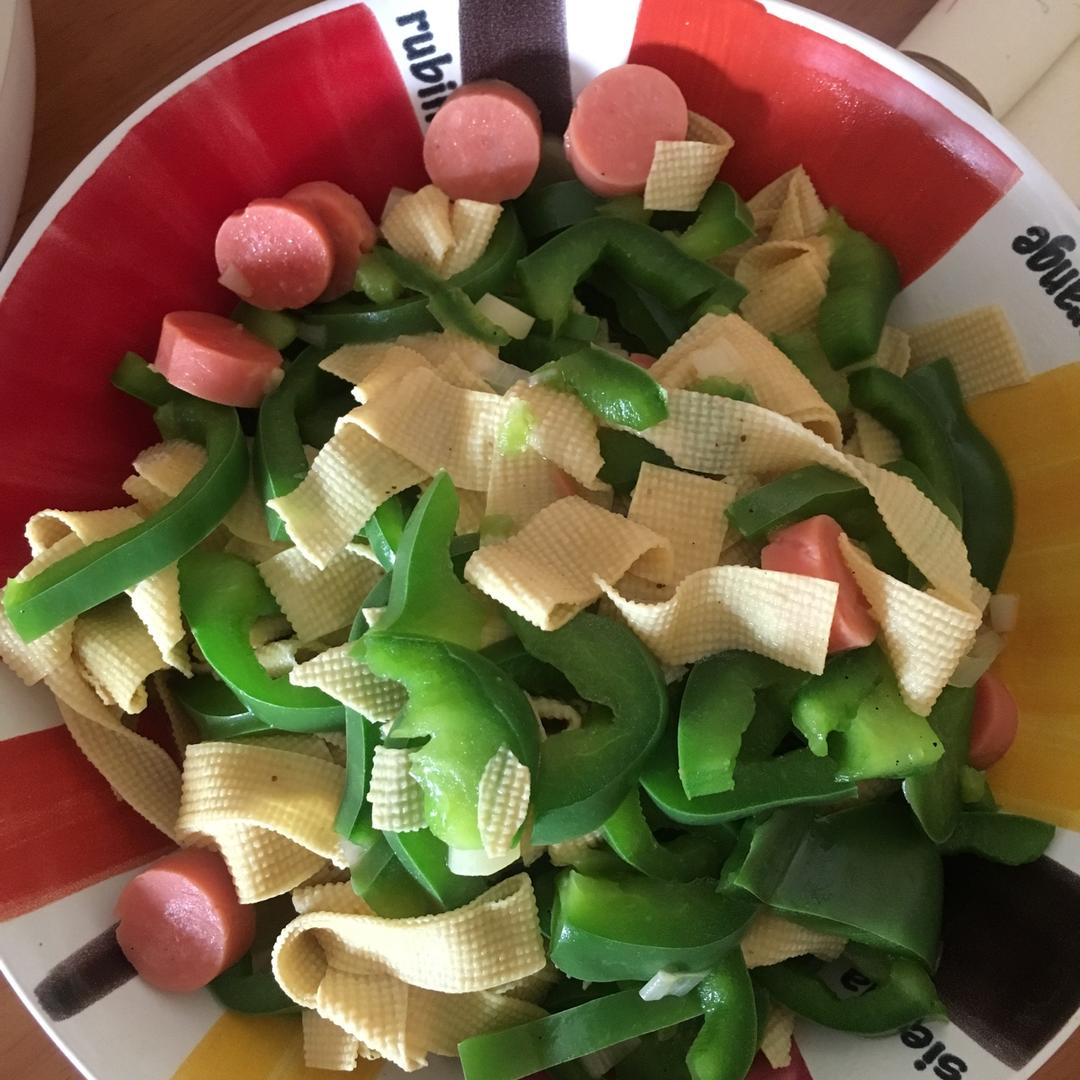 青椒炒豆皮