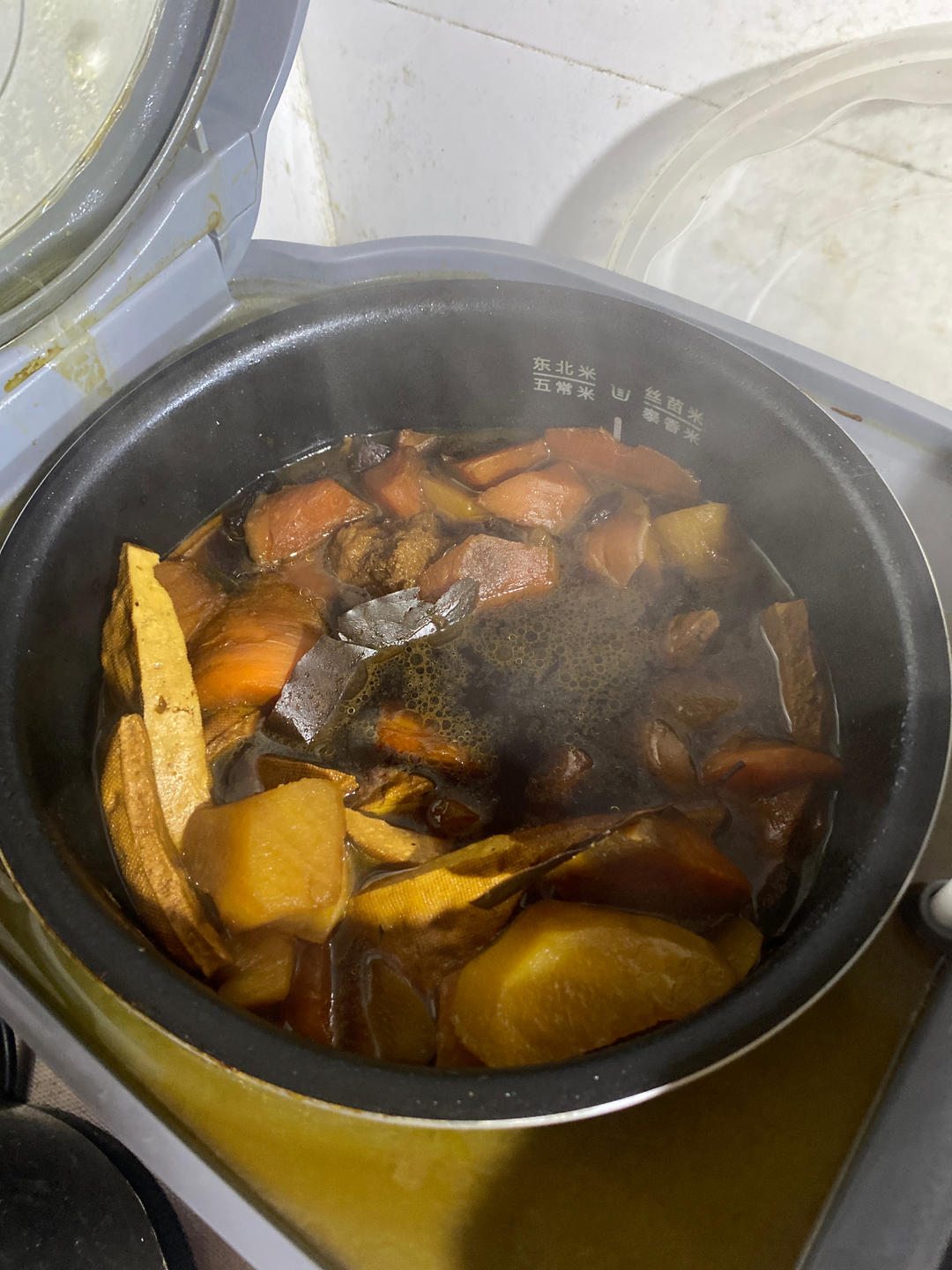 番茄土豆炖牛腩
