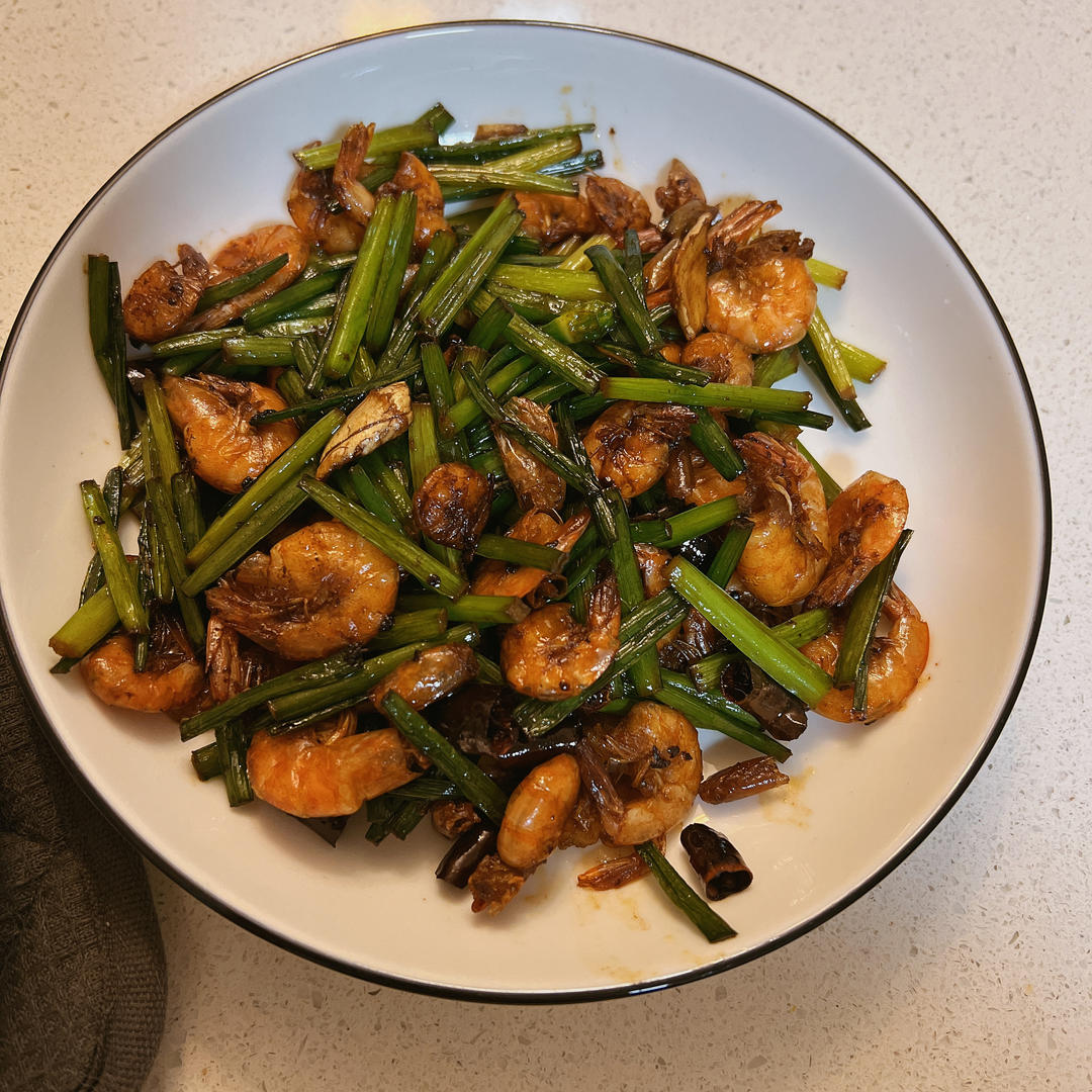 韭菜炒河虾，鲜美极了！一定要试一次