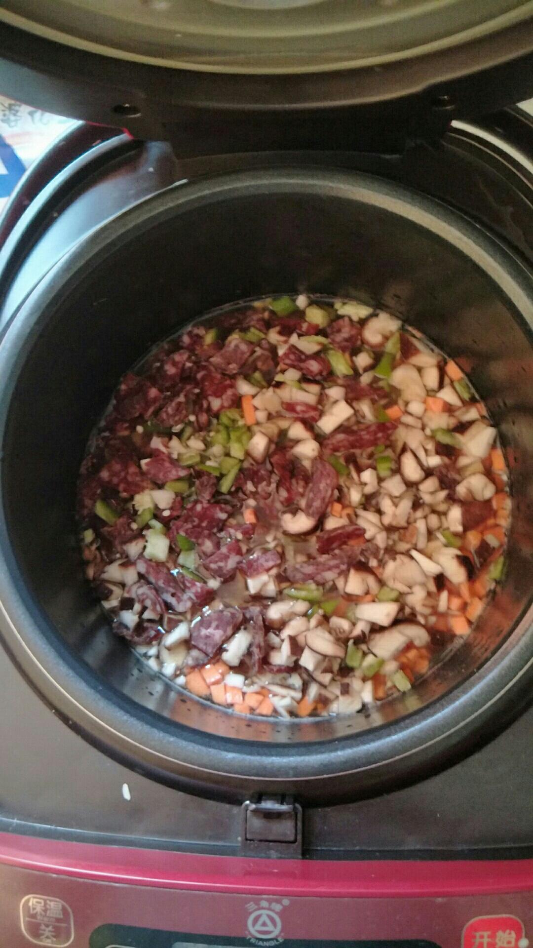 干肠闷饭的做法