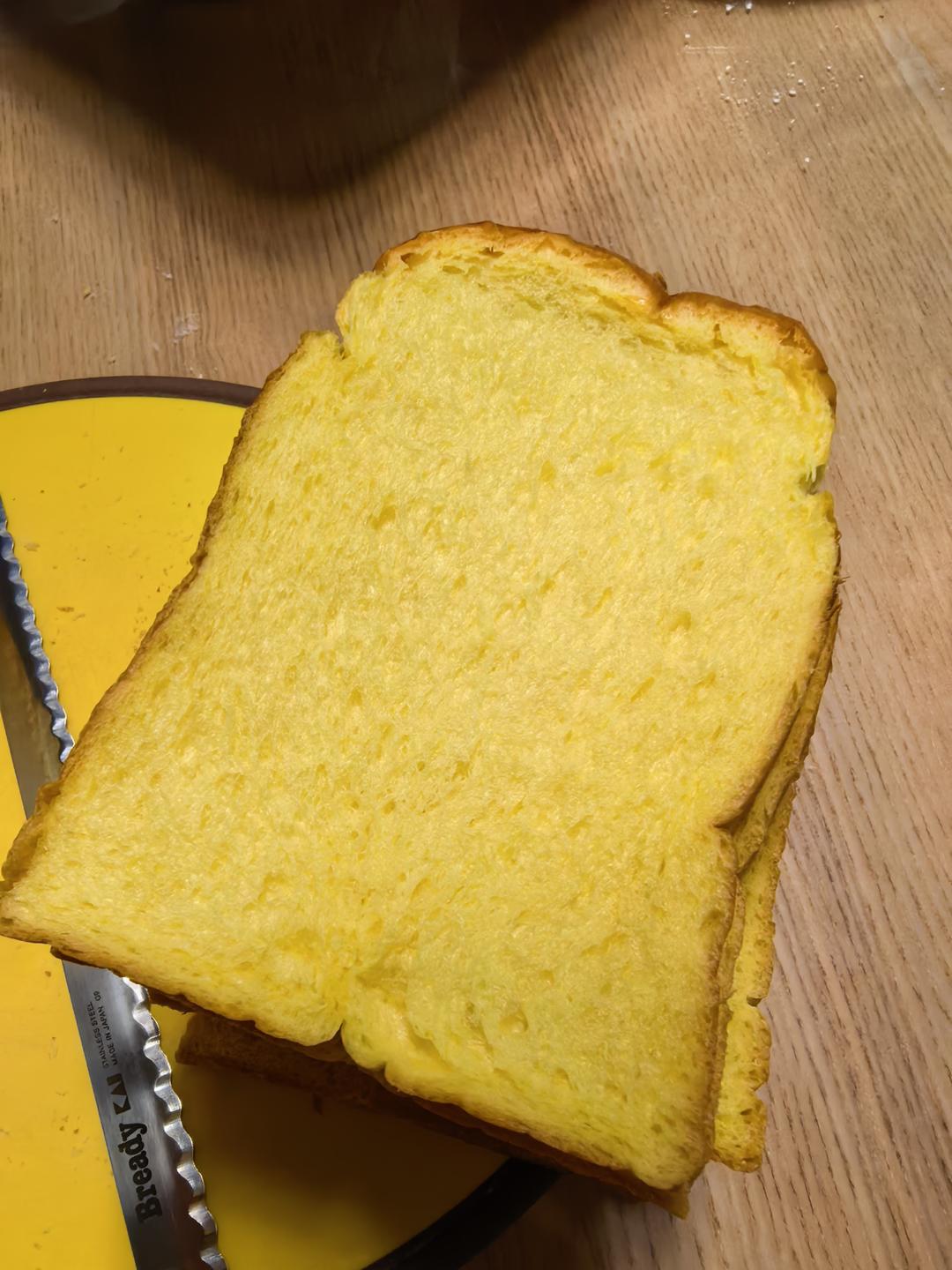 这南瓜巴斯克吐司吃一口直接封神，绵软细腻