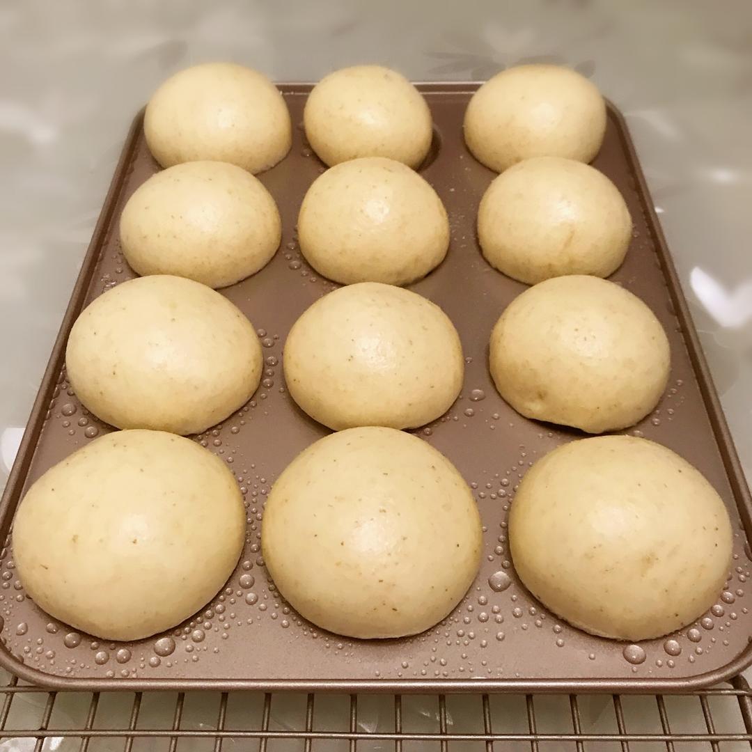 全麦馒头
