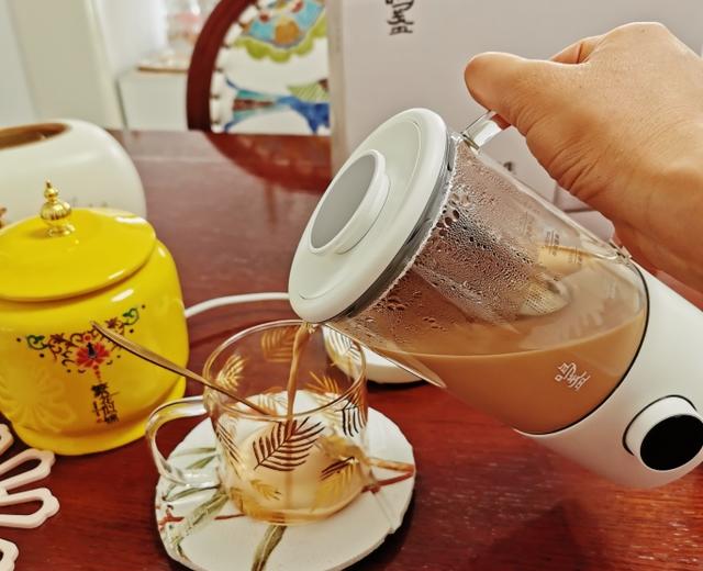 家庭版港式奶茶（操作简单味道浓郁）的做法