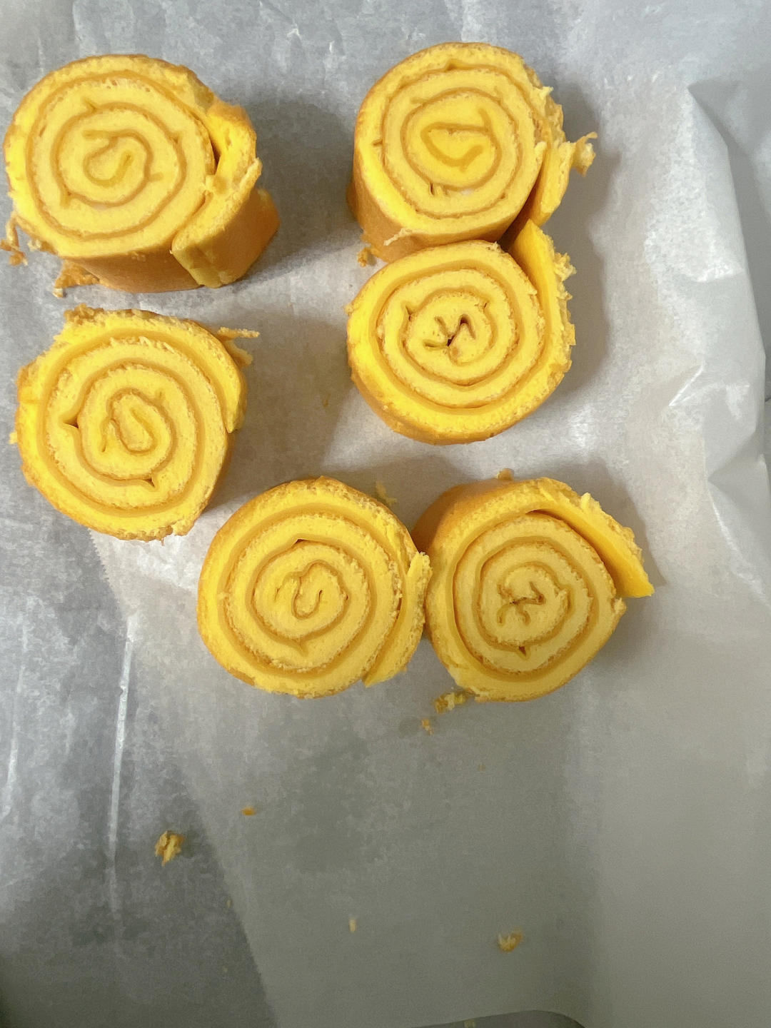 蛋糕卷这样做‼️不掉皮不开裂（小视频食谱）