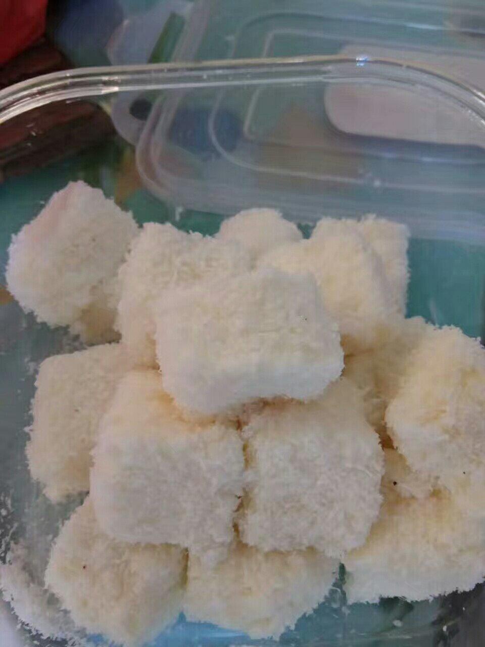 完胜85度C牛奶椰丝小方