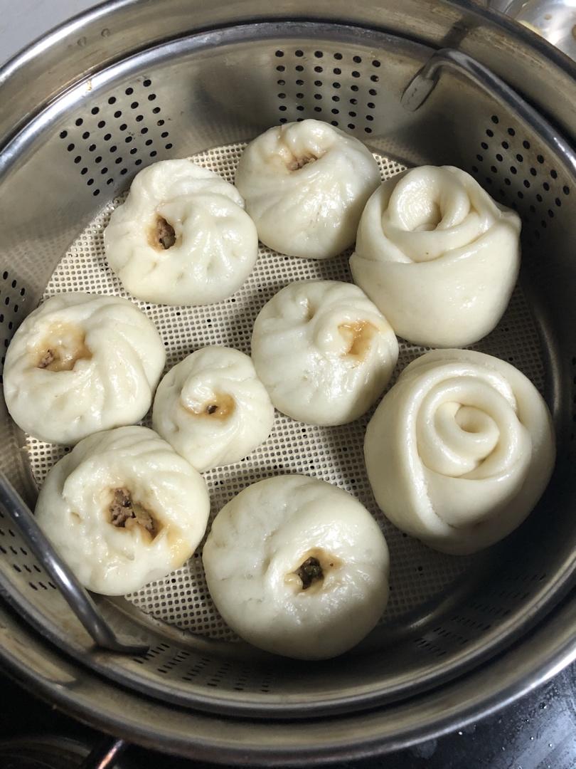 给姐妹写的杭州小笼包详细食谱（含包包子手法视频）