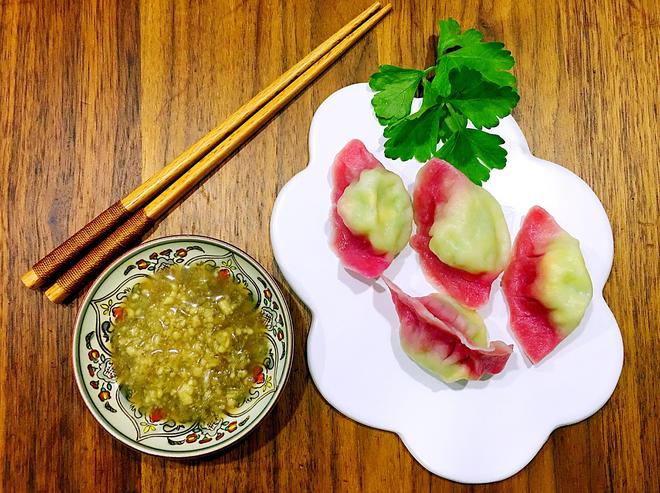 花一样的饺子（西葫芦鸡蛋馅）的做法