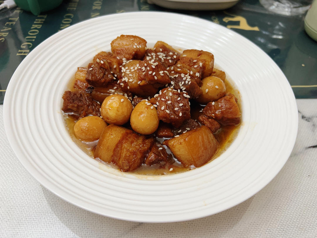 不焯水不放油的家常红烧肉