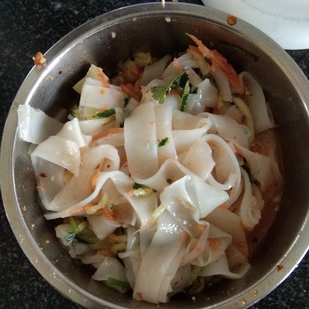 凉皮-家庭自制（告诉你自己做更劲道的秘诀）