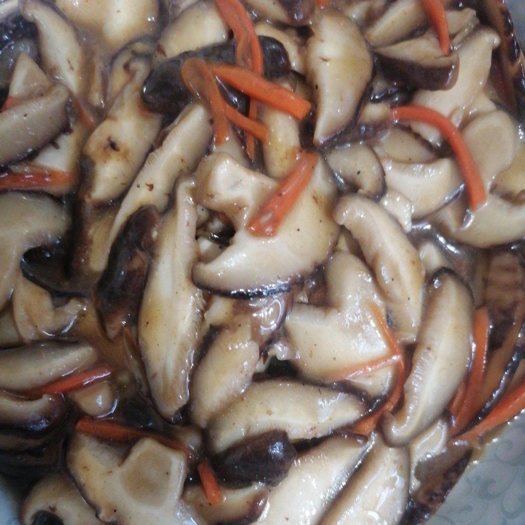 炒花菇