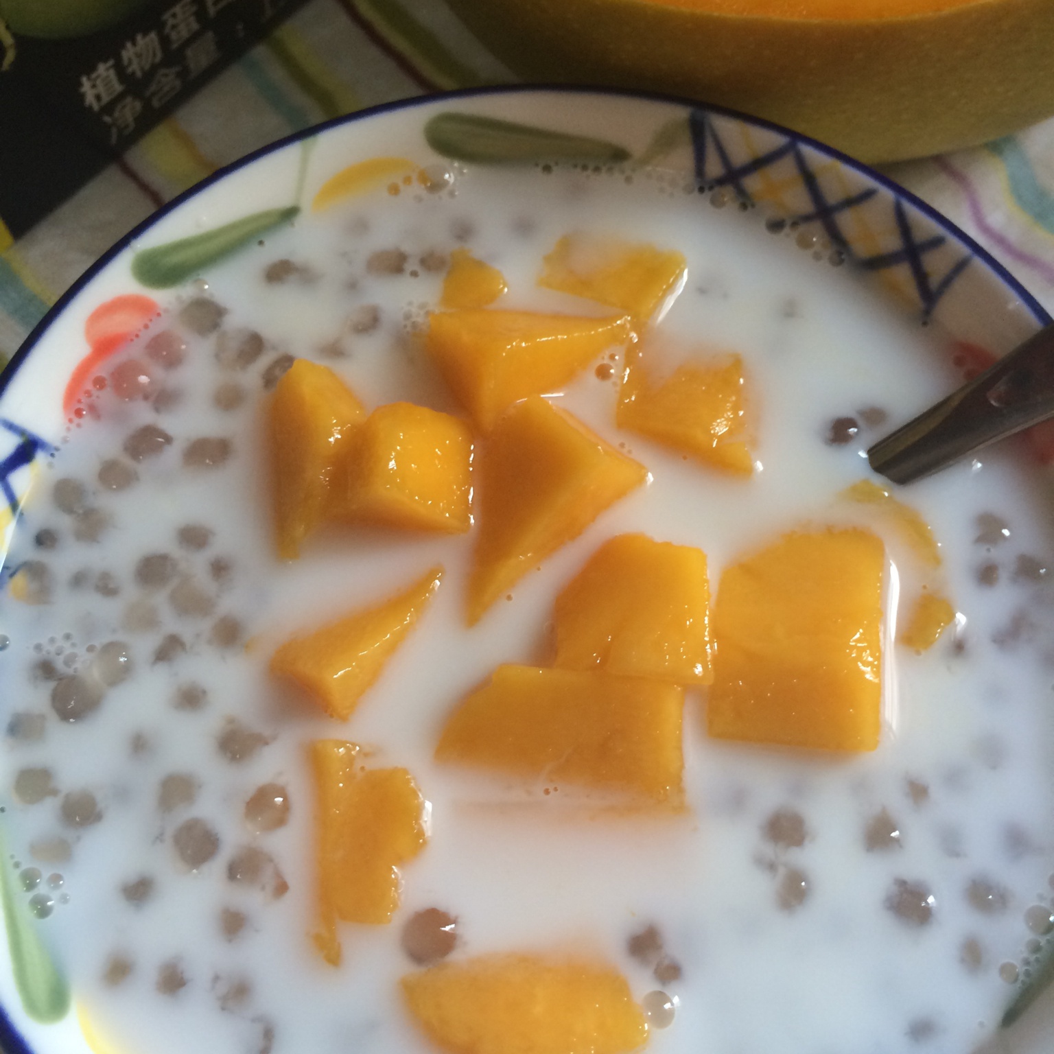 芒果椰汁西米露