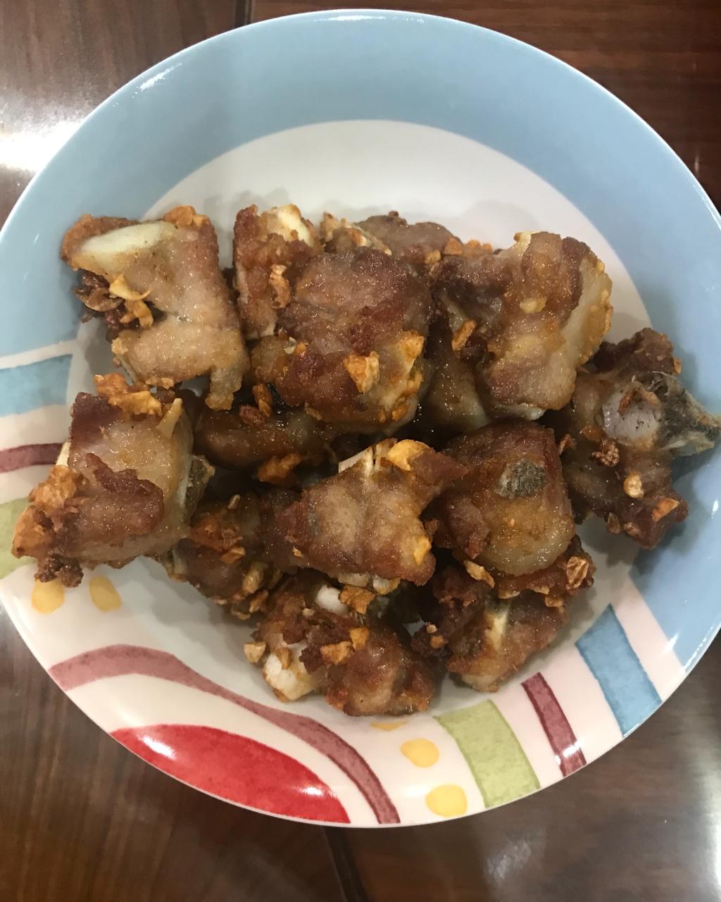 金牌蒜香排骨