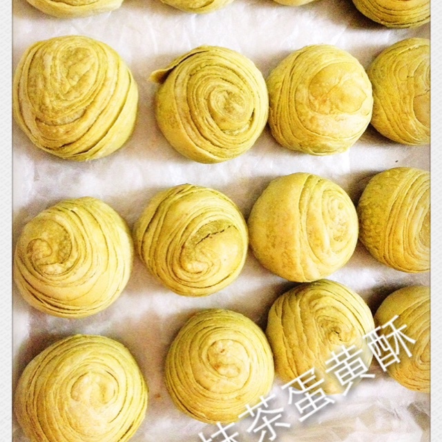 蛋黄酥~紫薯、抹茶、原味~花好月圆，中秋快乐~内附一次做六色蛋黄酥方法~