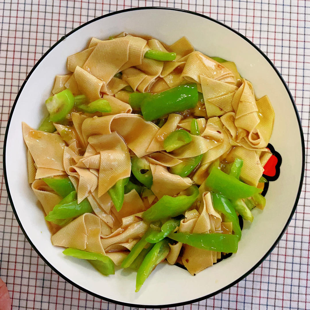 东北名菜---尖椒干豆腐