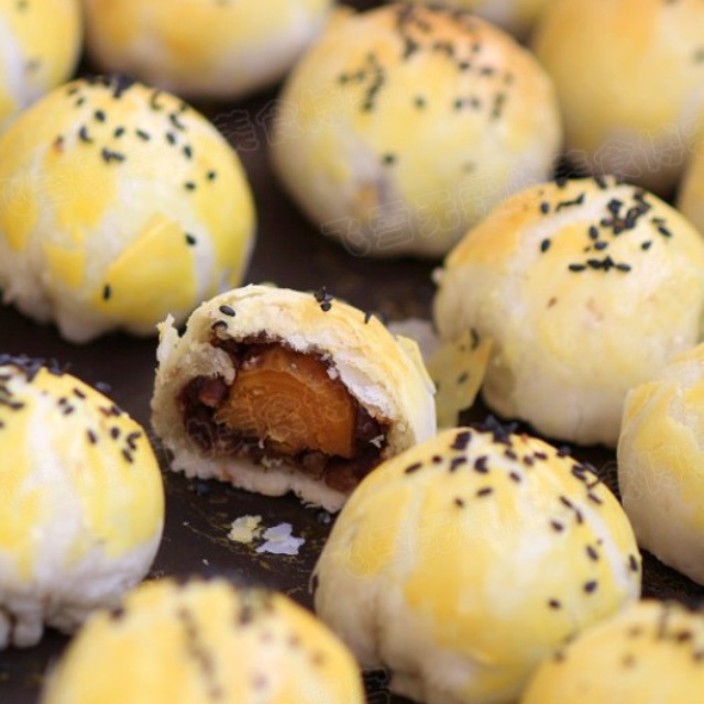 蛋黄酥（古早味）