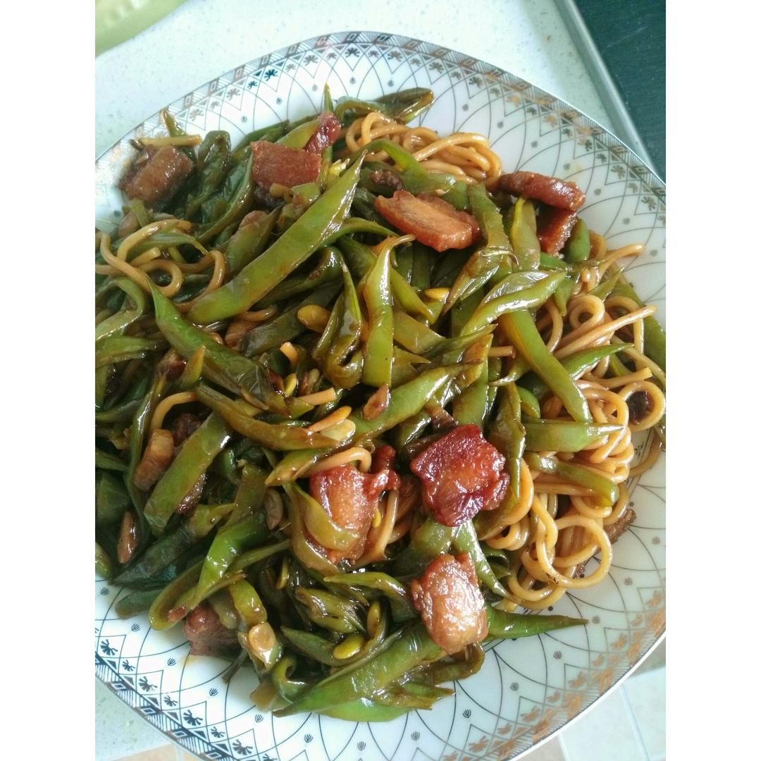 芸豆焖面（附万能的腌肉不老的办法）