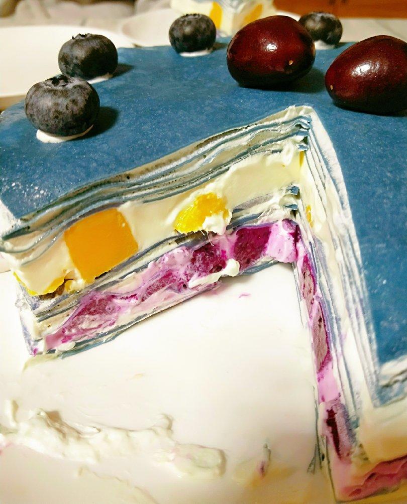 蝶豆花奶油千层蛋糕（一个平底锅搞定的蛋糕）