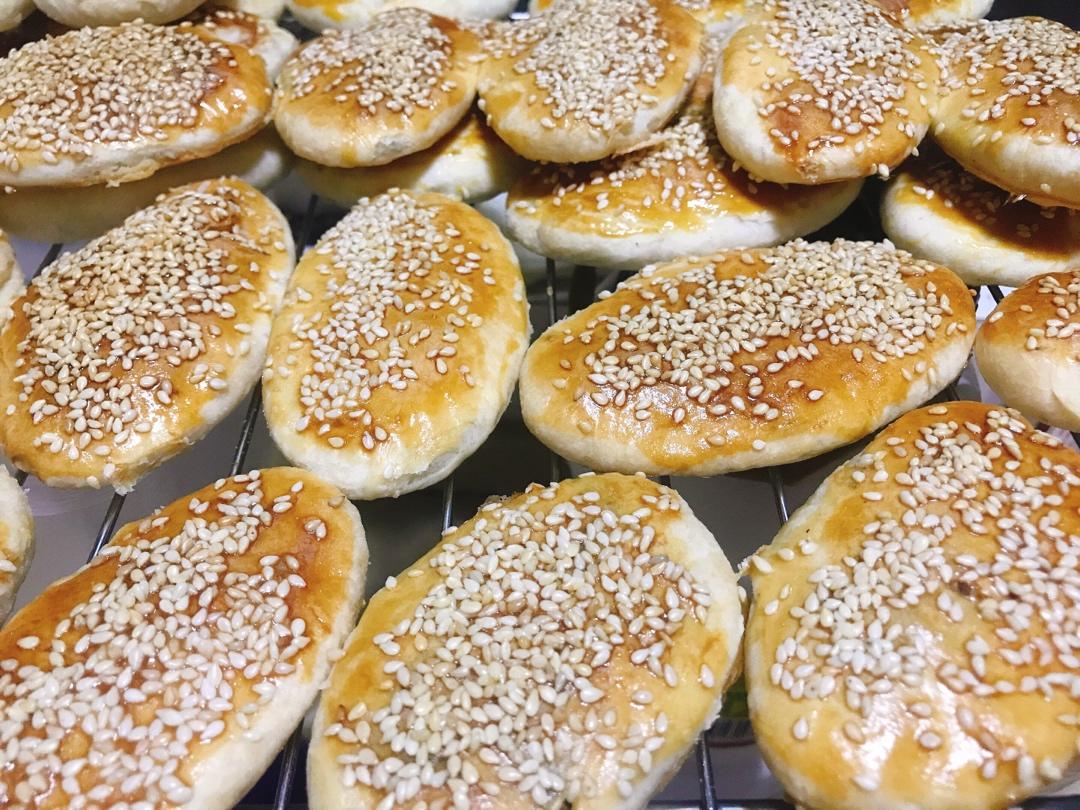 芝麻椒盐牛舌饼（北京小吃）
