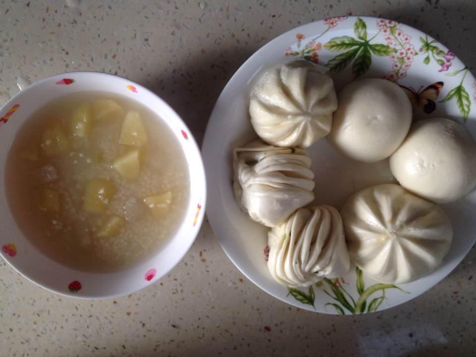 【宝贝早餐100天不重样-21/100】水果粥 包子的做法