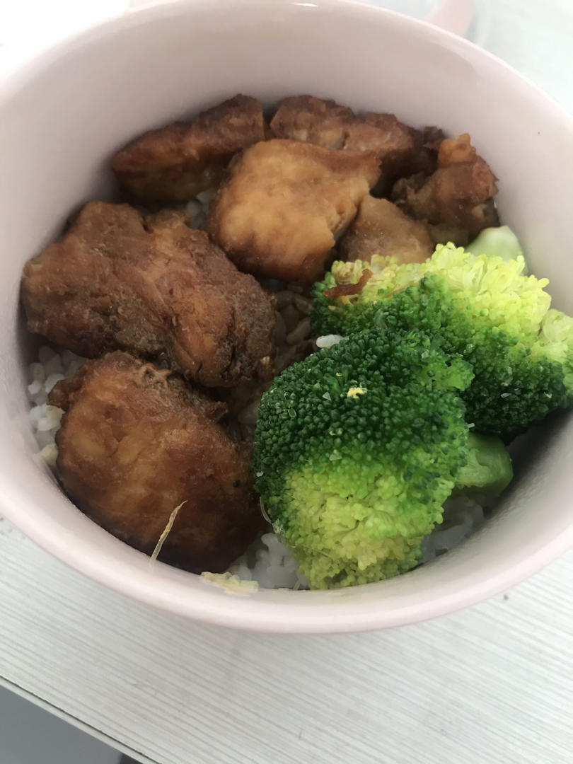 真的有魔力！这碗照烧巴沙鱼饭竟吃出了鳗鱼饭的口感~